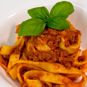 tagliatella-bolognese-300×300